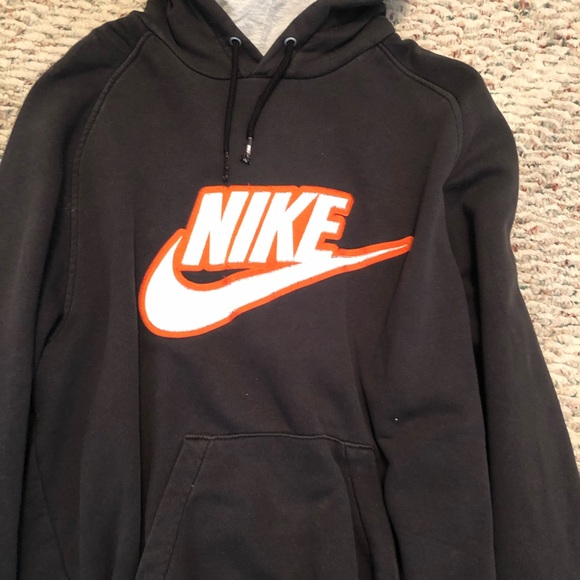 Vintage Nike hoodie - Picture 2 of 3